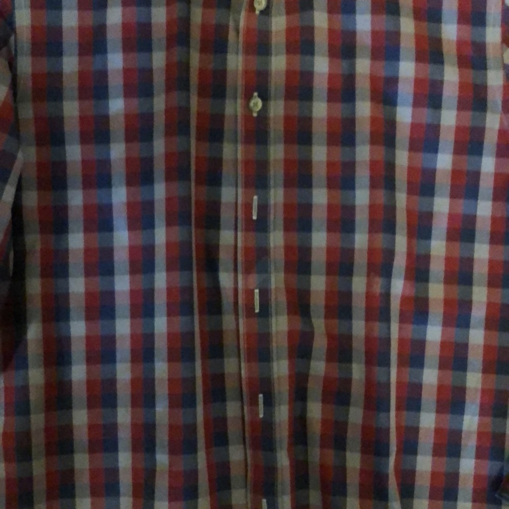 NWOT UNTUCK IT, MENS, MED. - Picture 4 of 5
